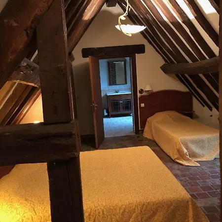Le Moulin De *